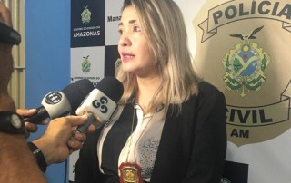 A Polícia Civil do Amazonas, por meio da equipe de investigação da Delegacia Especializada de Polícia (DEP) de Manacapuru, sob o comando da delegada Roberta Merly, titular da unidade policial, prendeu em flagrante, na manhã de terça-feira (9), um homem de 38 anos denunciado pela ex-companheira, uma mulher de 31 anos, por descumprimento de medida protetiva imposta a ele, em benefício da vítima.